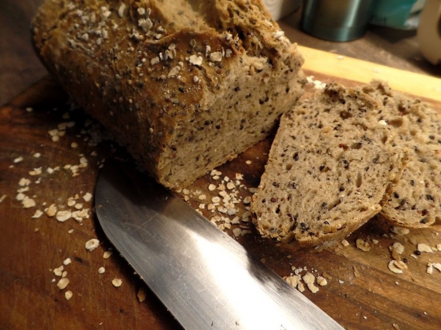 Quinoa Mischbrot_2.JPG